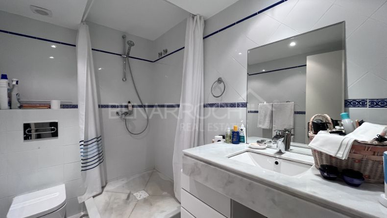 Photo gallery - Semi-detached house with a private pool and sea views in Bellavista, Marbella