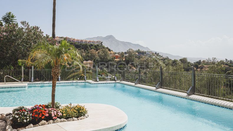 Photo gallery - Apartment with Panoramic Views in Cumbres de Los Almendros, Benahavís