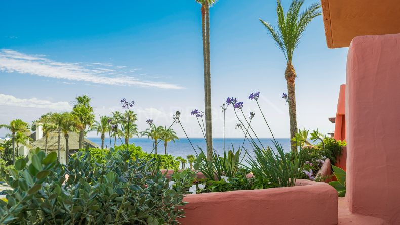 Photo gallery - Luxury Beachfront Apartment in Cabo Bermejo, Estepona