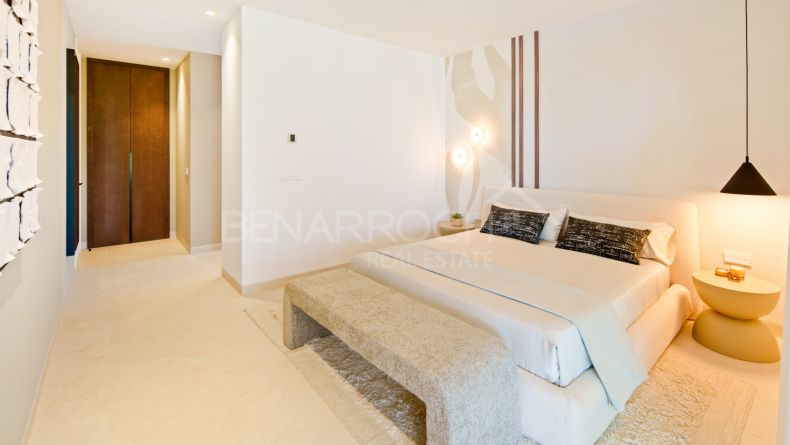 Photo gallery - Luxury contemporary villa with golf views in Nueva Andalucía, Marbella ¿Te está resultando útil esta conversación?