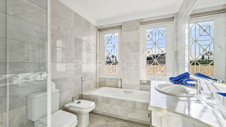 Galería de fotos - Villa en primera linea de golf en Guadalmina Alta, San Pedro Alcantara