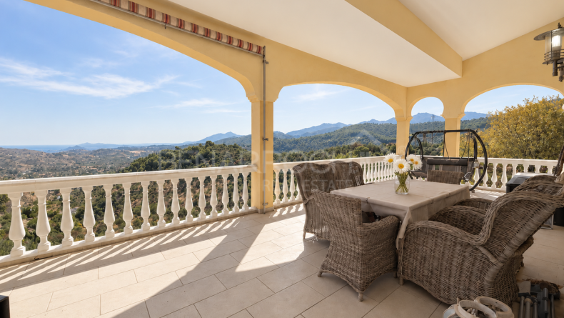 Galería de fotos - Casa de campo con vistas panorámicas en Monda