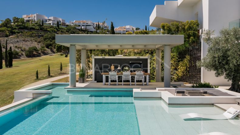Photo gallery - Frontline Golf Villa in Los Flamingos Golf, Benahavís