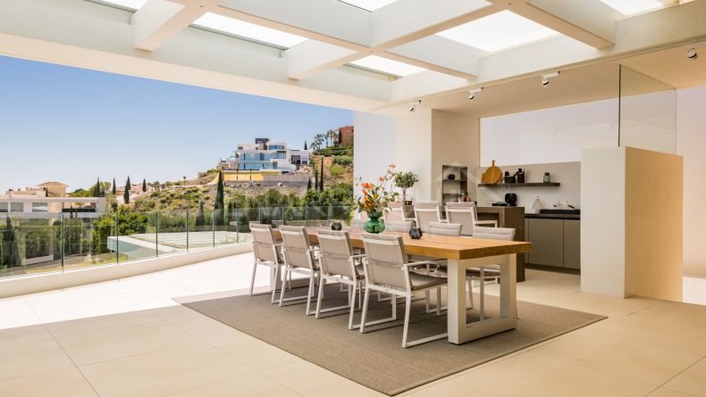 Photo gallery - Frontline Golf Villa in Los Flamingos Golf, Benahavís