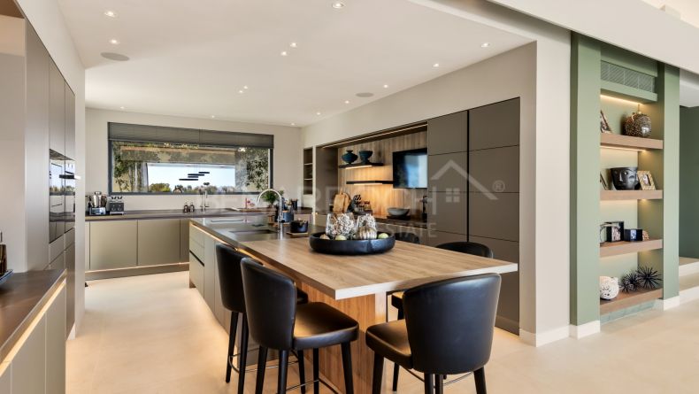 Photo gallery - Frontline Golf Villa in Los Flamingos Golf, Benahavís