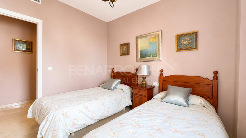 Photo gallery - Mid-floor apartment in Marbella's Golden Mile, Marbella