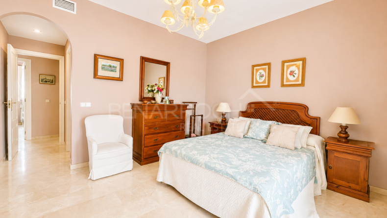 Photo gallery - Mid-floor apartment in Marbella's Golden Mile, Marbella