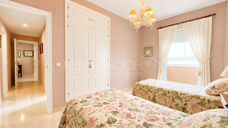 Photo gallery - Mid-floor apartment in Marbella's Golden Mile, Marbella