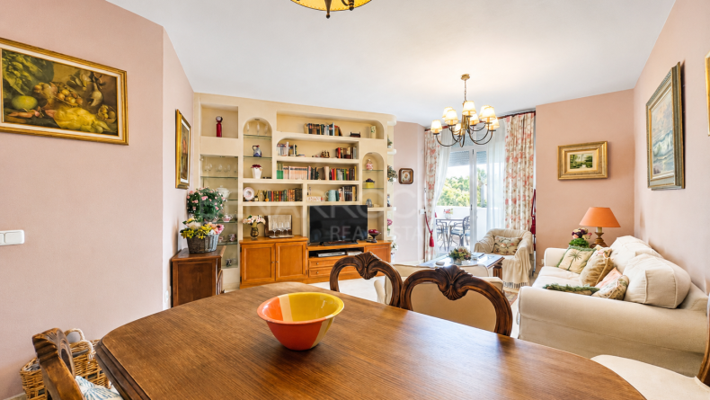 Photo gallery - Mid-floor apartment in Marbella's Golden Mile, Marbella