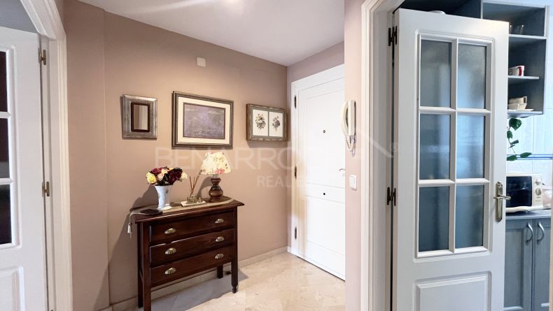 Photo gallery - Mid-floor apartment in Marbella's Golden Mile, Marbella