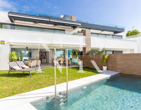 Pareada en Urbanización Artola Homes con piscina privada en venta