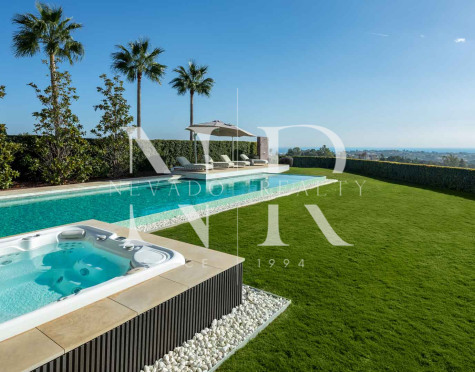 Villa en Urbanización The Hills con vistas panorámicas al mar en venta