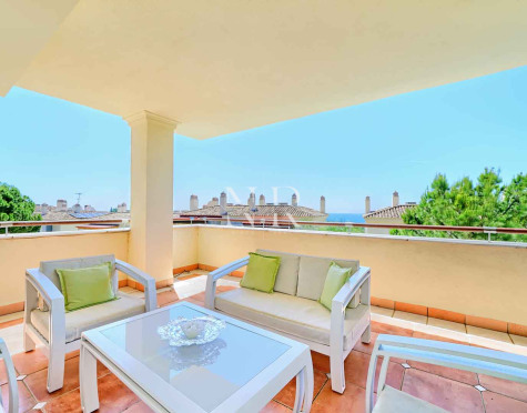 Appartement avec vue sur la mer à vendre à Condado de Sierra Blanca, Marbella