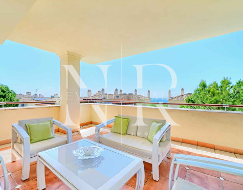 Apartamento con vistas al mar en Condado de Sierra Blanca, Marbella en venta