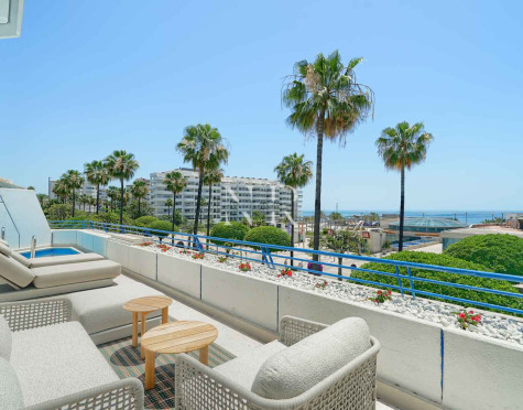 Appartement en façade avec vue sur mer à Marbella House