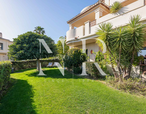Appartement à Capanes del Golf avec grande terrasse à vendre