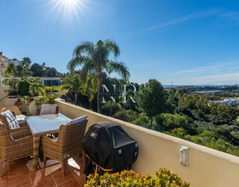 Appartement à vendre à Ocean Pines, Benahavís, avec vue sur la mer
