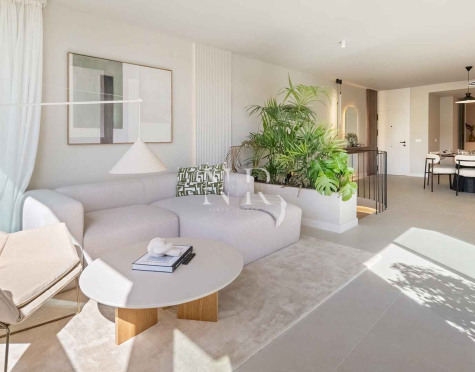 Apartamento con vistas a La Quinta Golf & Country Club, Benahavís, en venta