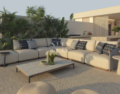 Beachfront apartment for sale in Estepona