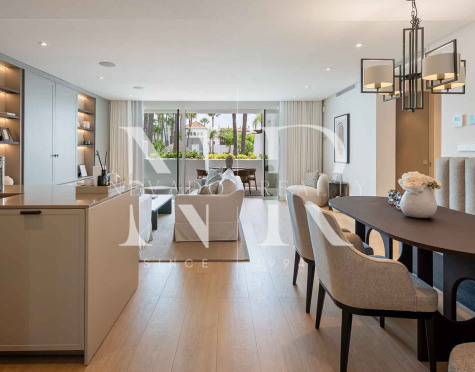 Appartement à vendre à Marina Puente Romano, en première ligne de plage