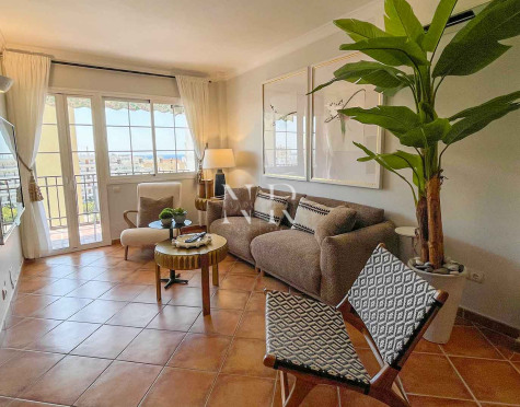 Renovated apartment on Ricardo Soriano with sea views for short-term rental.