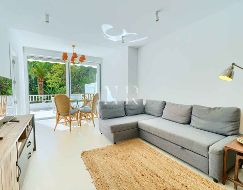 Apartment on the Golden Mile, fully renovated, second line from the beach, available for short-term rental