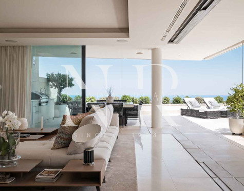 Apartamento con vistas al mar en Grand View, La Quinta en venta