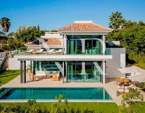 Villa in Lomas del Virrey, Golden Mile, under construction