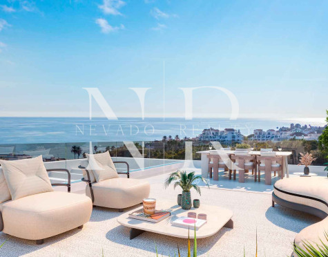 Apartamento en Estepona con amplia terraza en venta