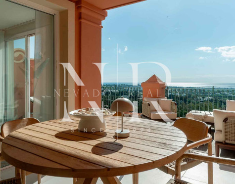 Appartement dans l'Urbanisation Monte Halcones avec vue panoramique sur la mer à vendre