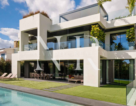 Designer villa for sale in Urbanisation Casablanca
