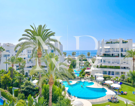 Sunny apartment for rent with private pool in Marbella Centre