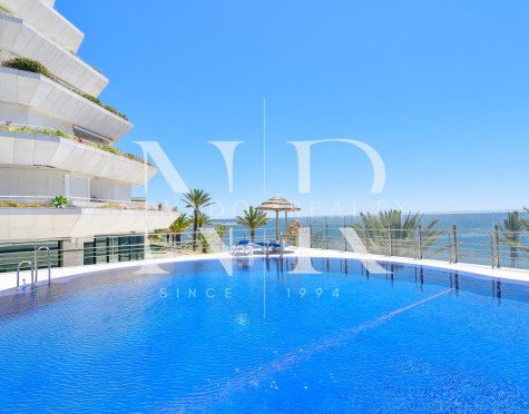 Beachfront  apartment  for long term rental in Marbella