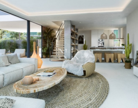 Villa en Estepona en primera línea de golf a la venta