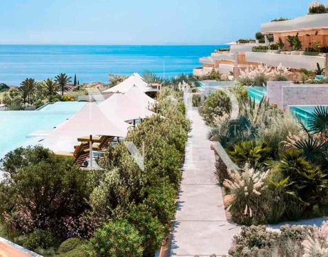 Dunique, New build frontline beach flats and villas in Alicate Playa for sale