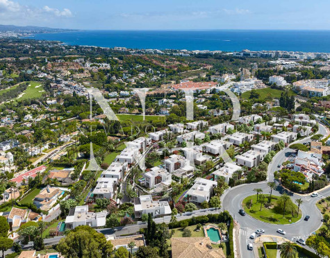 The Avenue, New development of villas in Nueva Andalucía in gated community for sale