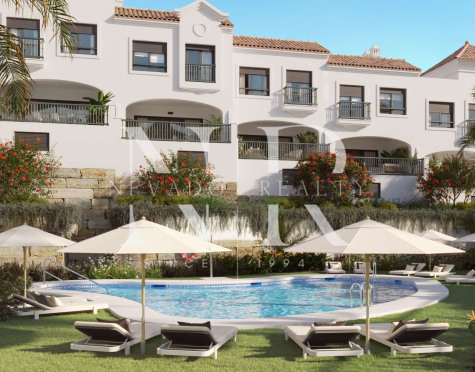 Altoasis Residences, townhouses in Estepona West on the golf course front line for sale