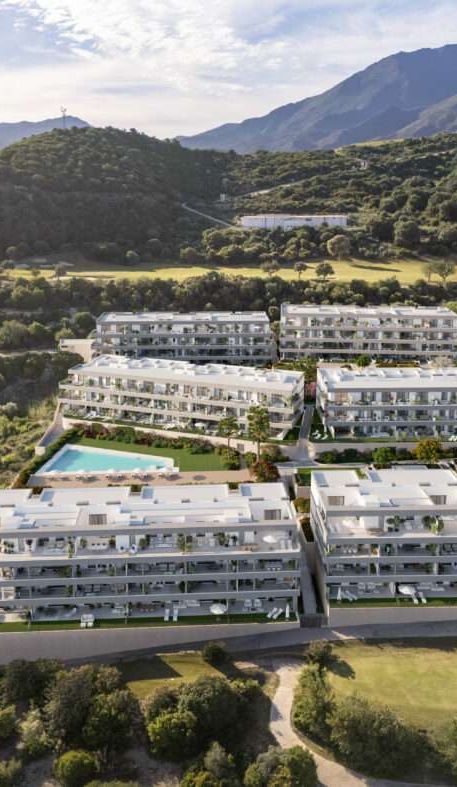 Maisons de luxe contemporaines avec vues ensoleillées à Estepona