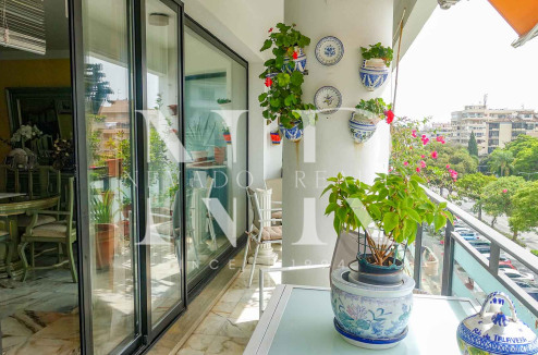 Appartement dans l'Avenida Ricardo Soriano à quelques minutes du Paseo Marítimo à vendre