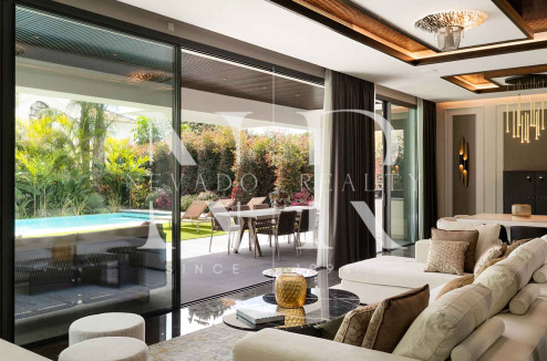 Designer villa for sale in Urbanisation Casablanca