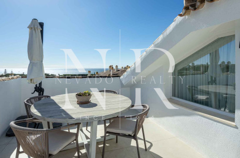 Penthouse entièrement rénové dans l'Urbanisation Costa Nagüeles II à vendre