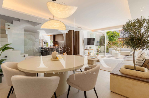Completely refurbished townhouse in Las Cumbres de Marbella for sale