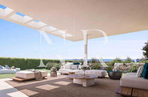 Newly built flat in Estepona East for sale