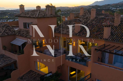 Ático en Urbanización Les Belvederes con vistas panorámicas en venta