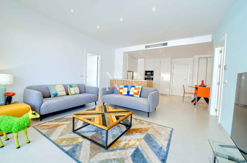 Penthouse entièrement rénové sur le Golden Mile