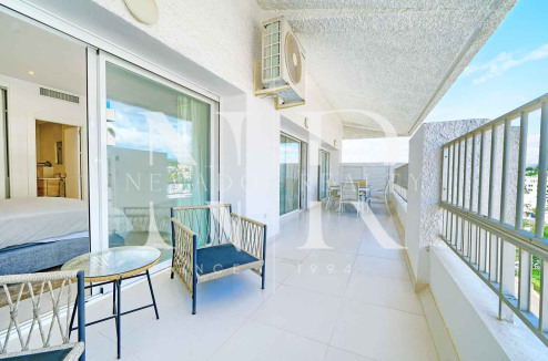 Penthouse entièrement rénové sur le Golden Mile