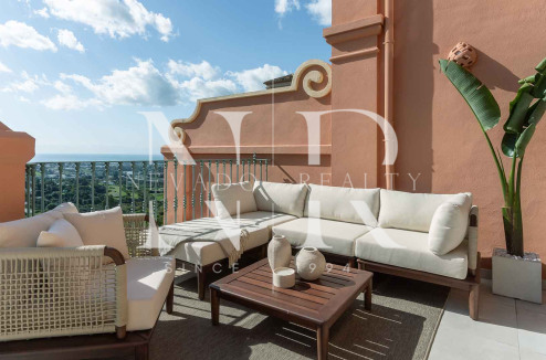 Appartement dans l'Urbanisation Monte Halcones avec vue panoramique sur la mer à vendre