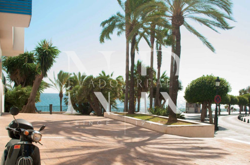 Local Comercial en Marbella Centro frente al mar en venta