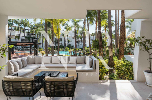 Apartamento completamente renovado en Marina Puente Romano en venta