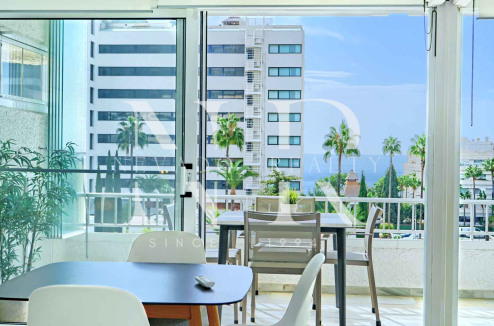 Apartamento en Jardines del Mar en segunda línea de playa con vistas al mar en venta